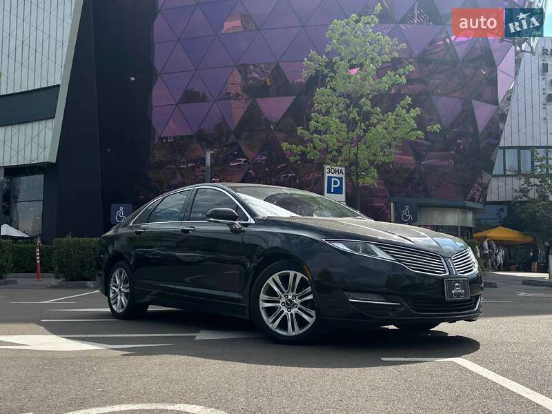Lincoln MKZ 2013