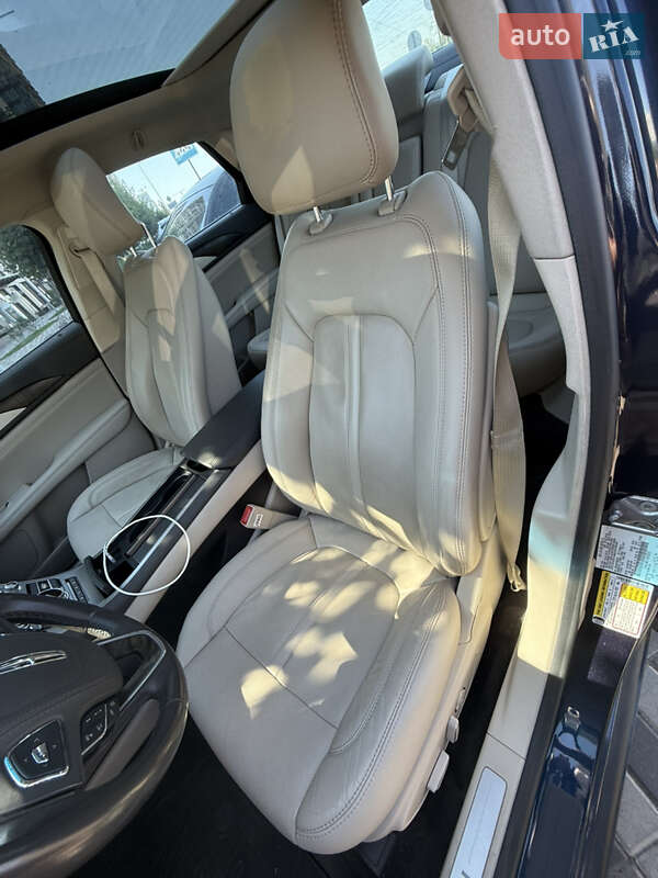 Седан Lincoln MKZ 2016 в Киеве