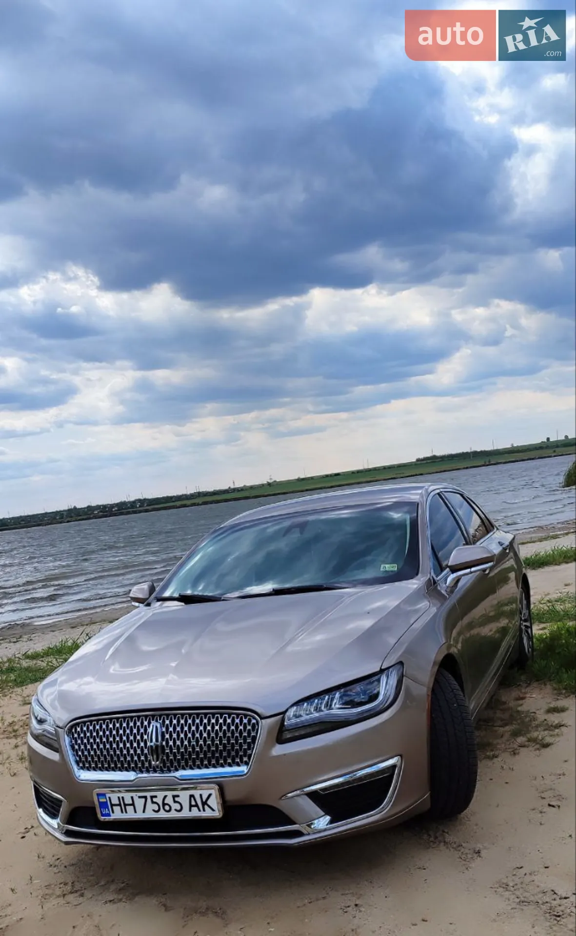 2020 Lincoln MKZ - мініатюра 3