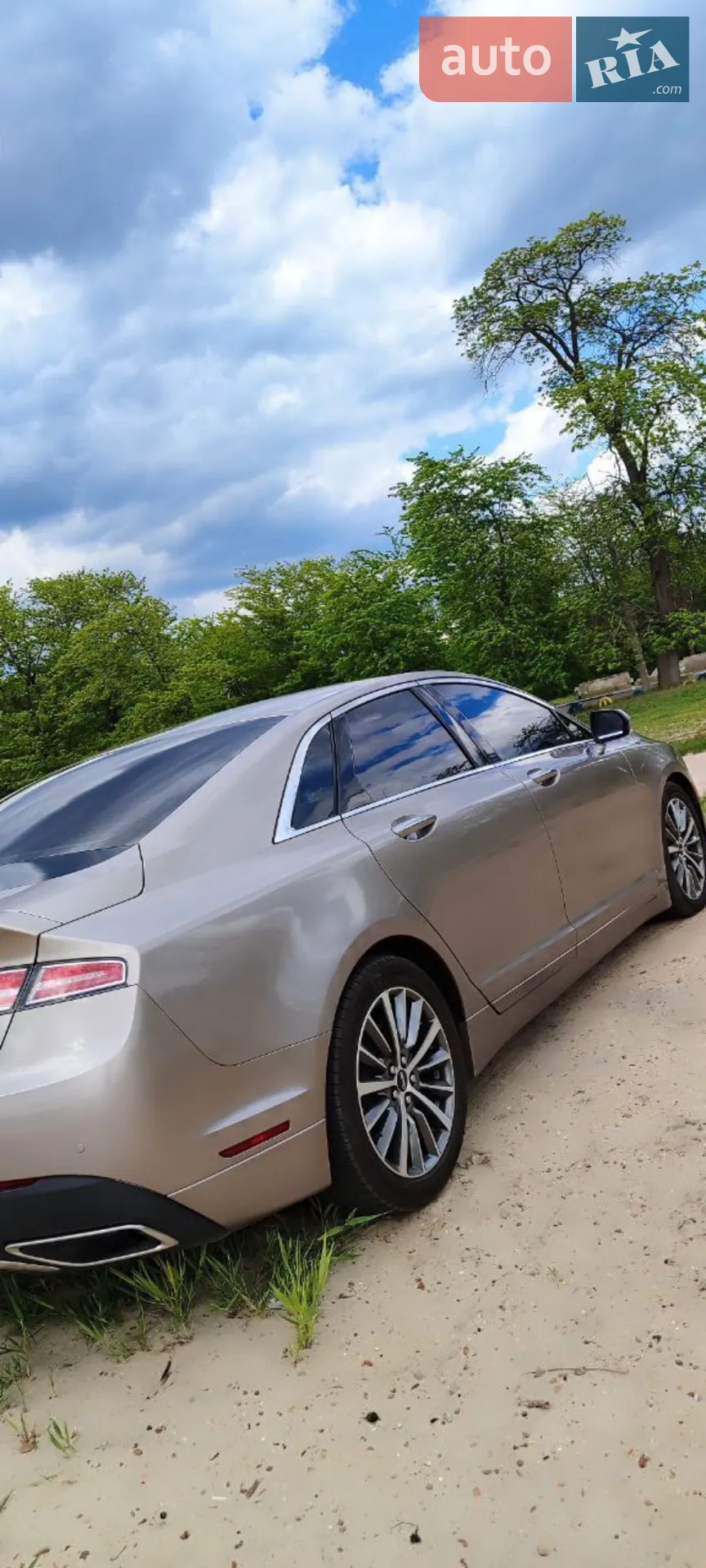 2020 Lincoln MKZ - мініатюра 8