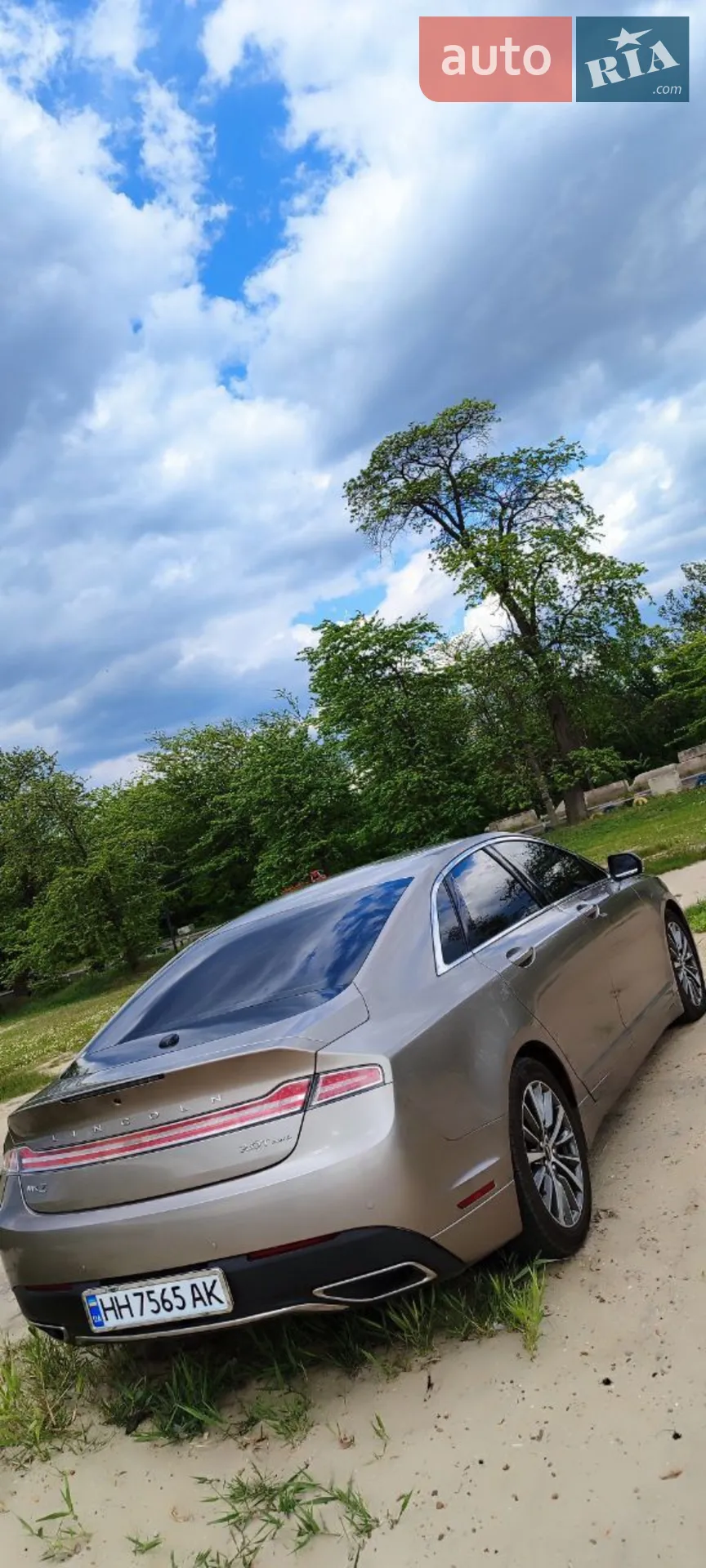 2020 Lincoln MKZ - мініатюра 10