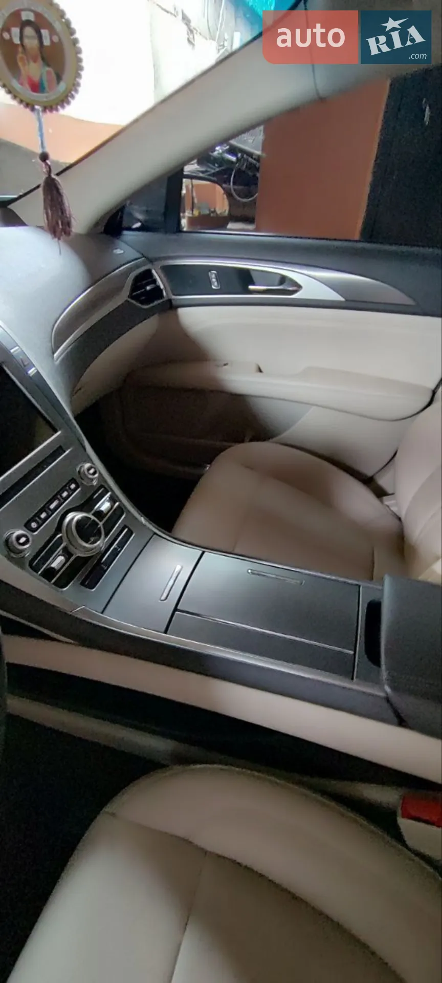 2020 Lincoln MKZ - мініатюра 25