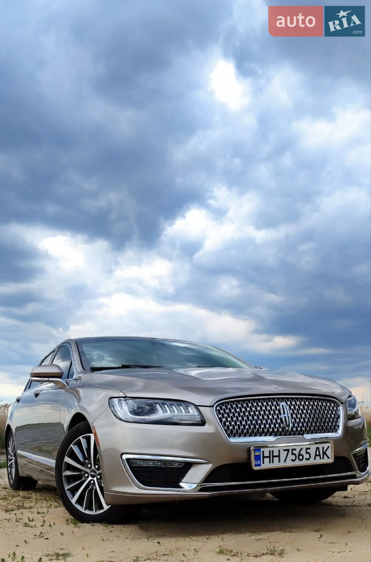 2020 Lincoln MKZ - мініатюра 26
