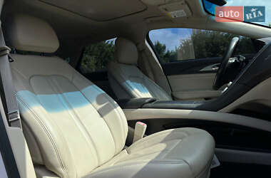 Седан Lincoln MKZ 2016 в 