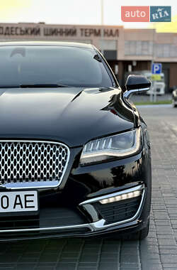 Седан Lincoln MKZ 2016 в 