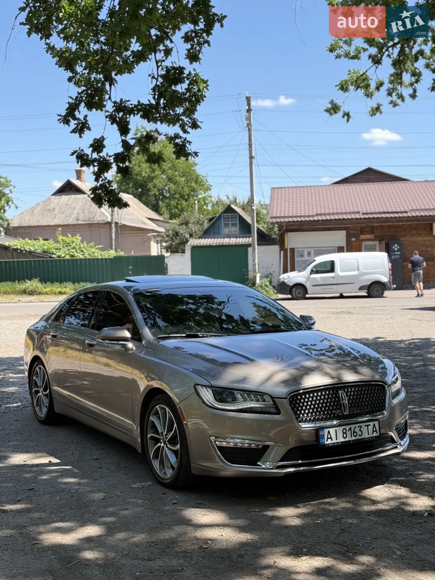 2019 Lincoln MKZ - мініатюра 2