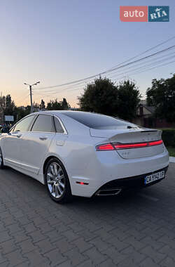 Седан Lincoln MKZ 2015 в 