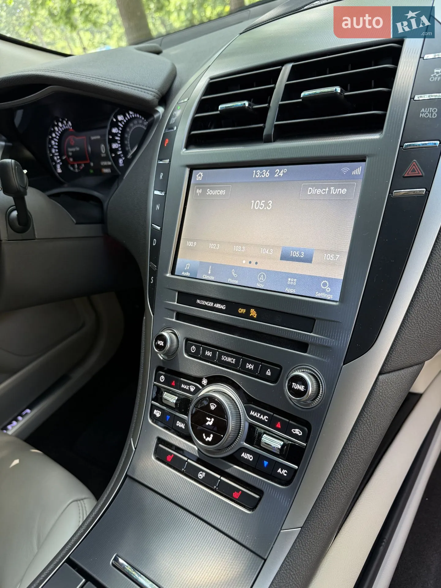 2019 Lincoln MKZ - мініатюра 15
