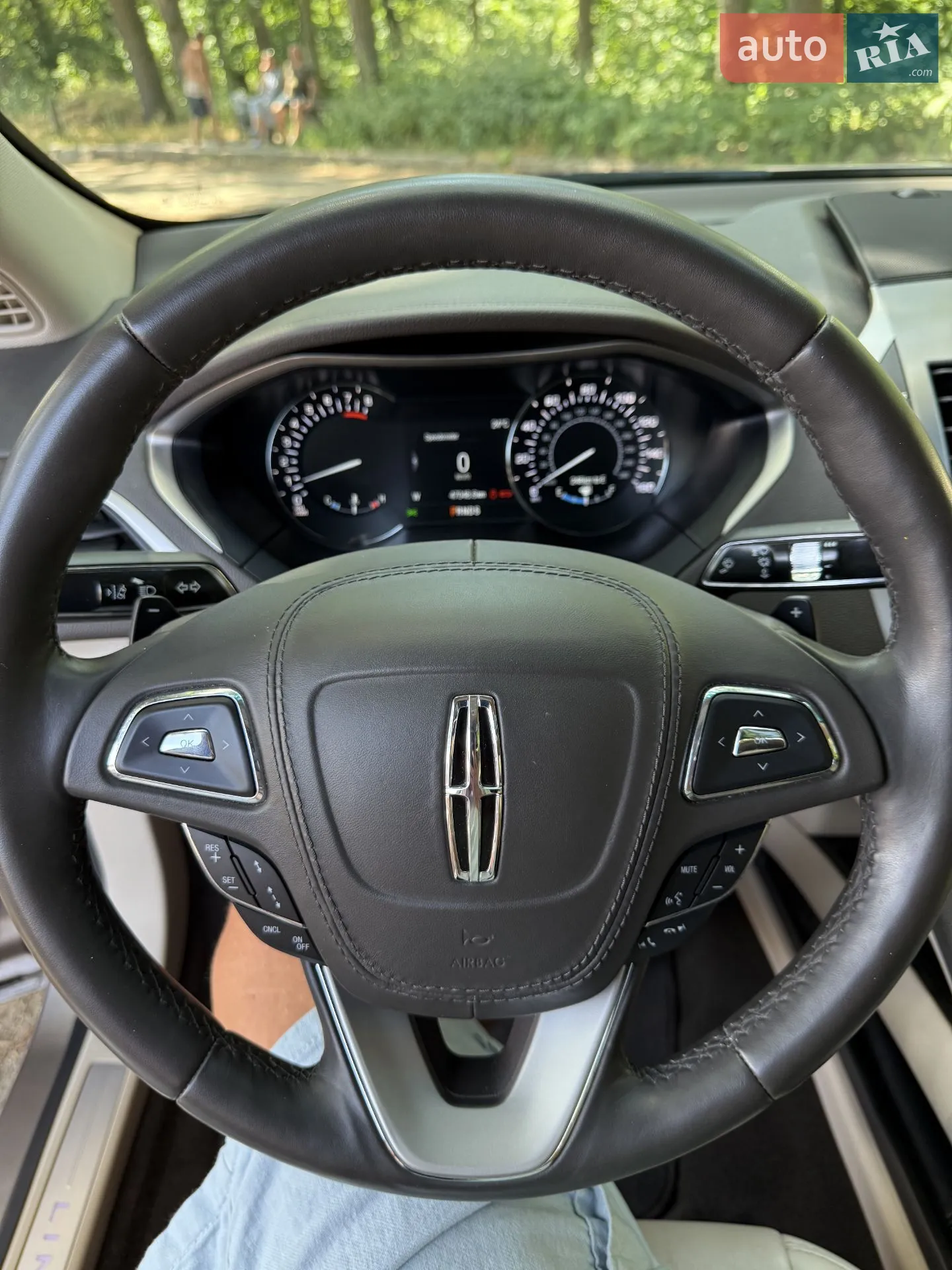 2019 Lincoln MKZ - мініатюра 23