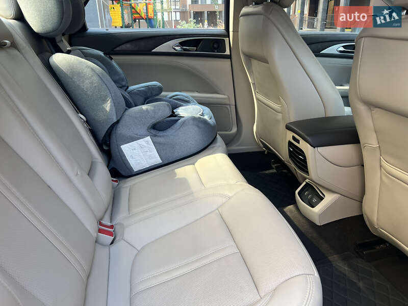 Седан Lincoln MKZ 2019 в Одессе
