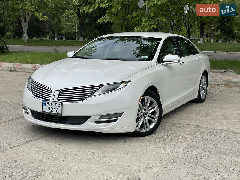 Lincoln MKZ 2015
