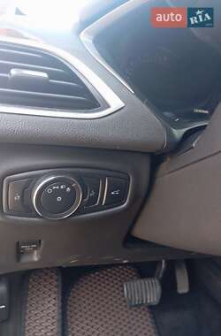 Седан Lincoln MKZ 2013 в 