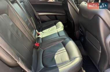 Седан Lincoln MKZ 2013 в 