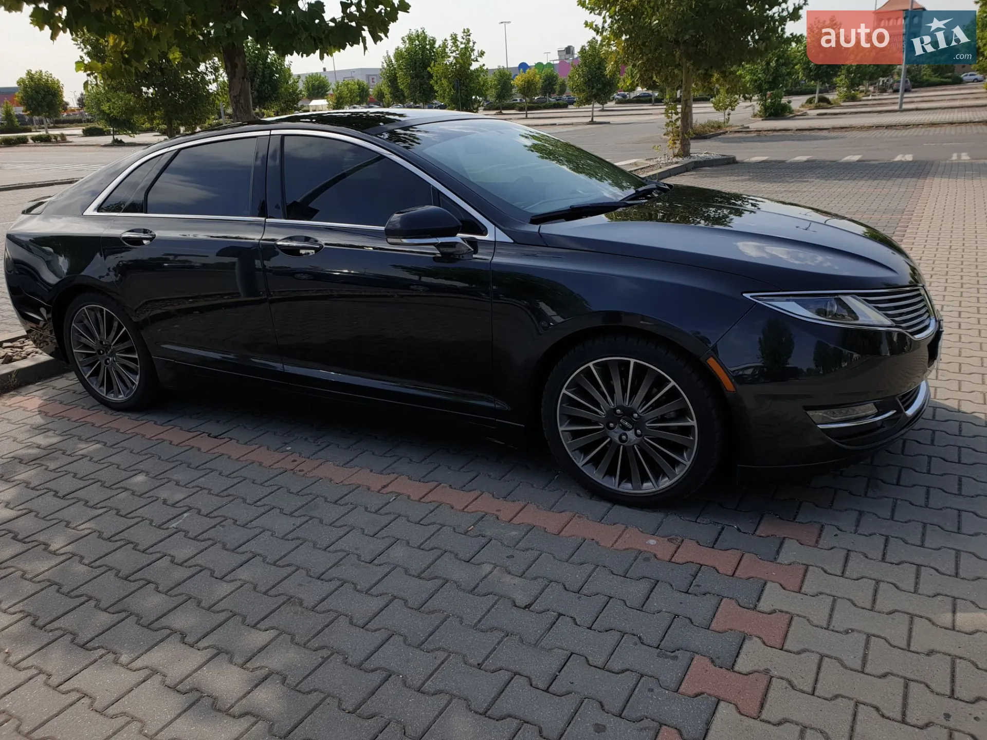 2014 Lincoln MKZ - мініатюра 23