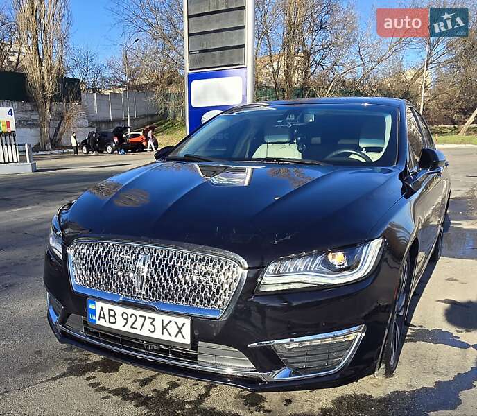 Lincoln MKZ 2020