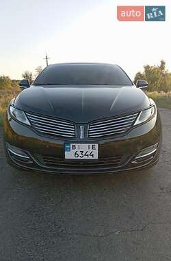 Седан Lincoln MKZ 2013 в 