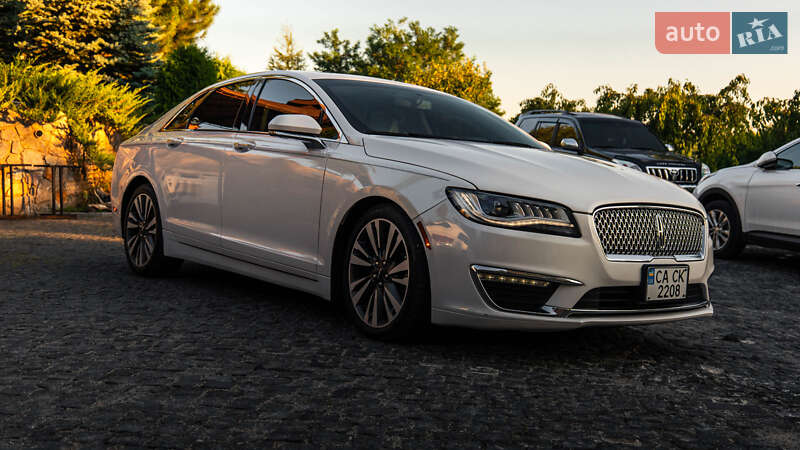 Седан Lincoln MKZ 2016 в Умани