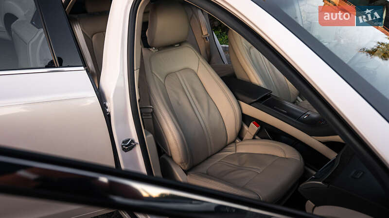 Седан Lincoln MKZ 2016 в Умани
