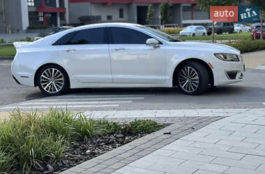 Седан Lincoln MKZ 2016 в 