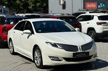 Седан Lincoln MKZ 2013 в 
