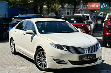 Седан Lincoln MKZ 2013 в 