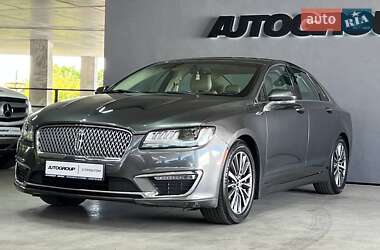 Седан Lincoln MKZ 2017 в 