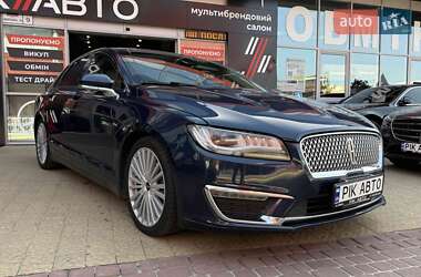 Седан Lincoln MKZ 2016 в 