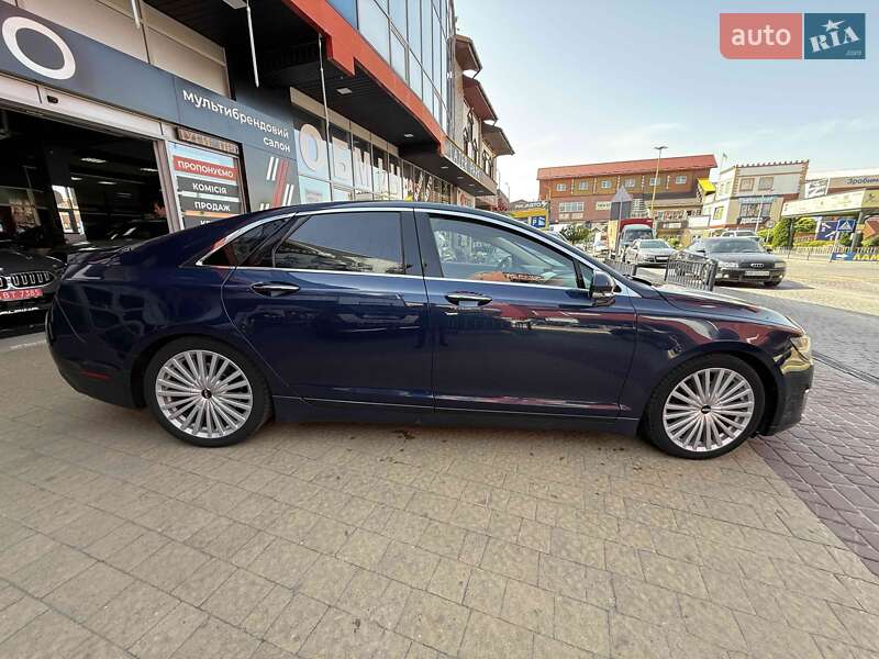 Седан Lincoln MKZ 2016 в Львові