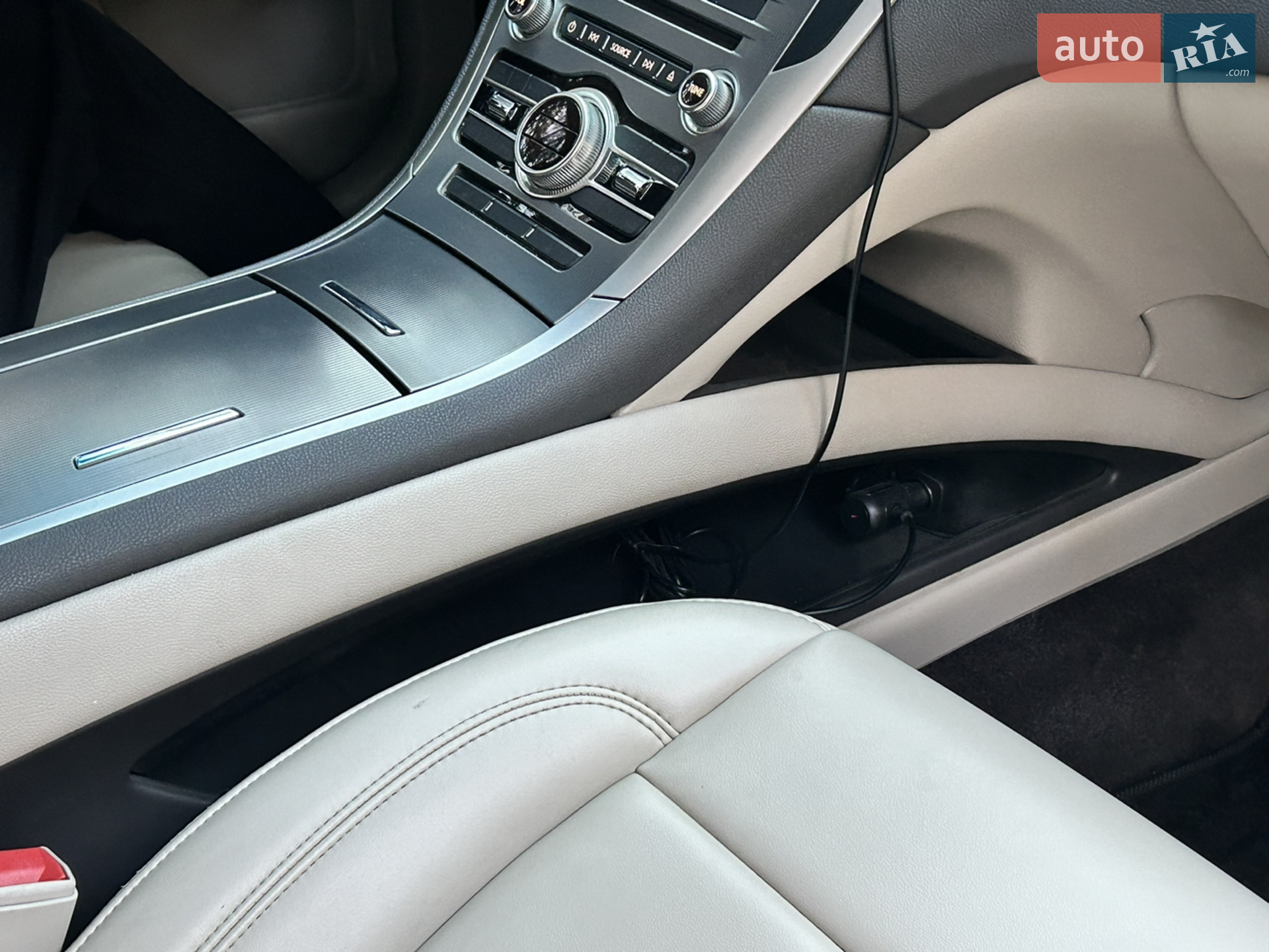 2018 Lincoln MKZ - мініатюра 19