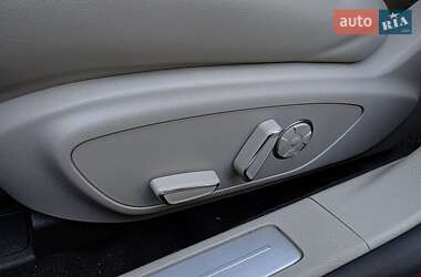 Седан Lincoln MKZ 2020 в 