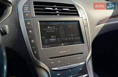 Седан Lincoln MKZ 2014 в 