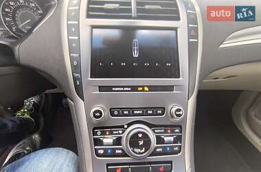 Седан Lincoln MKZ 2019 в Києві