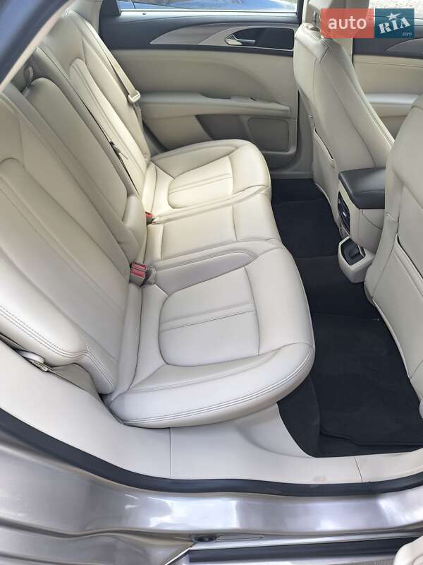 Седан Lincoln MKZ 2019 в Києві