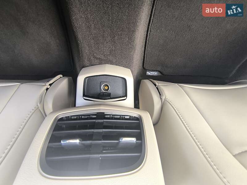 Седан Lincoln MKZ 2019 в Києві