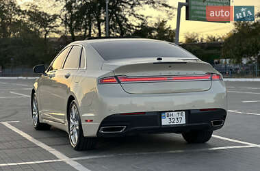 Седан Lincoln MKZ 2014 в 