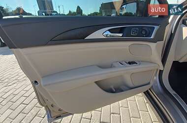 Седан Lincoln MKZ 2019 в 