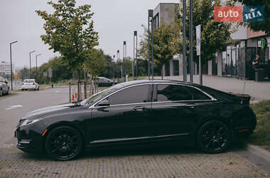 Седан Lincoln MKZ 2014 в 