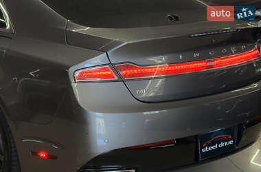 Седан Lincoln MKZ 2014 в 