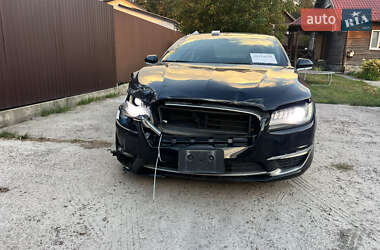 Седан Lincoln MKZ 2016 в 