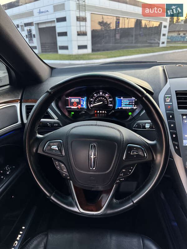Седан Lincoln MKZ 2016 в Одессе