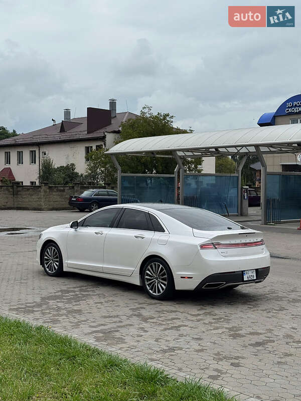 Седан Lincoln MKZ 2016 в Луцке