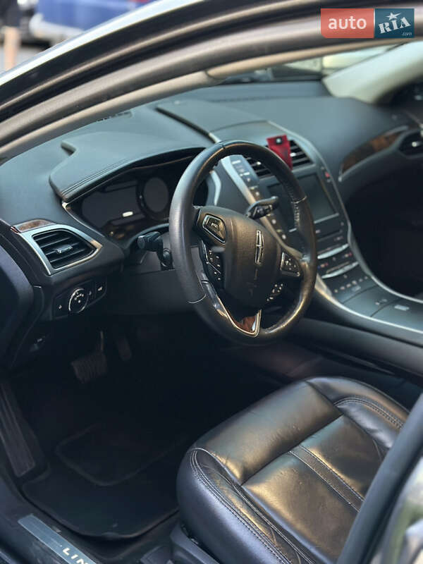 Седан Lincoln MKZ 2014 в Киеве
