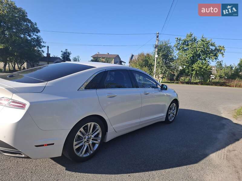 Седан Lincoln MKZ 2014 в Львове