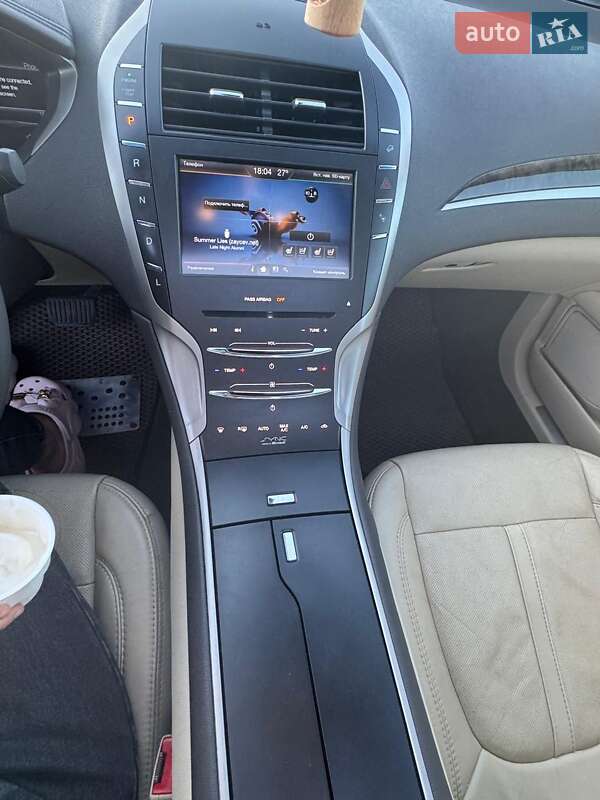 Седан Lincoln MKZ 2014 в Киеве