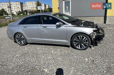 Седан Lincoln MKZ 2016 в 