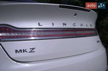 Седан Lincoln MKZ 2014 в 