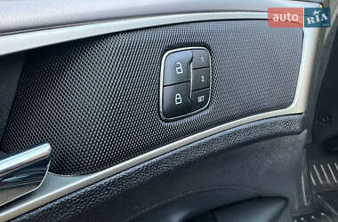 Седан Lincoln MKZ 2019 в 