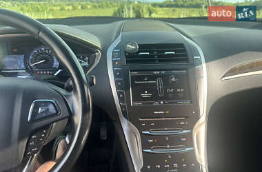 Седан Lincoln MKZ 2016 в 