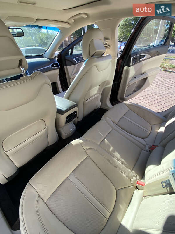 Седан Lincoln MKZ 2017 в Кропивницком