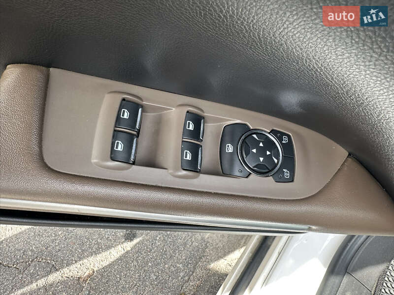 Седан Lincoln MKZ 2012 в Кременчуці
